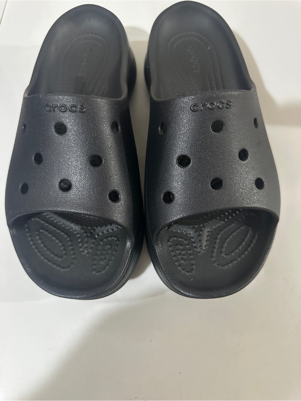 Women Croc Bae Slides size 9